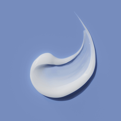 Intensiv feuchtigkeitsspendende Tagescreme in sanfter Textur auf blauem Hintergrund.